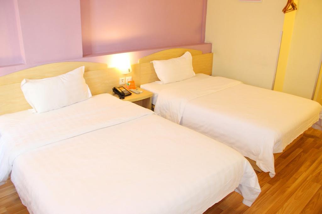 7Days Inn Dongguan Nan Chen Екстер'єр фото
