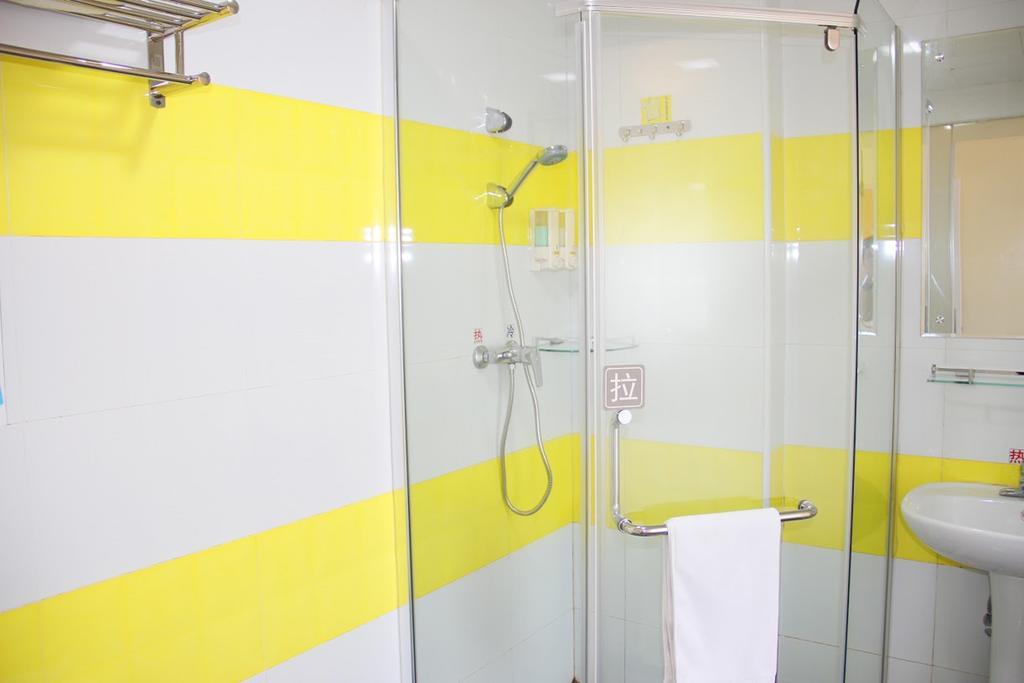 7Days Inn Dongguan Nan Chen Екстер'єр фото